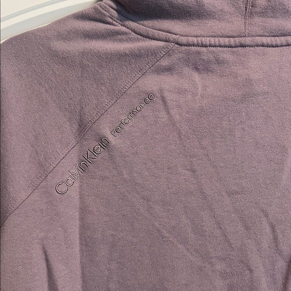 Calvin Klein Perf High-Low Oversized Raglan Hoodie, Lilac Size L New w/Tag - Picture 4 of 5